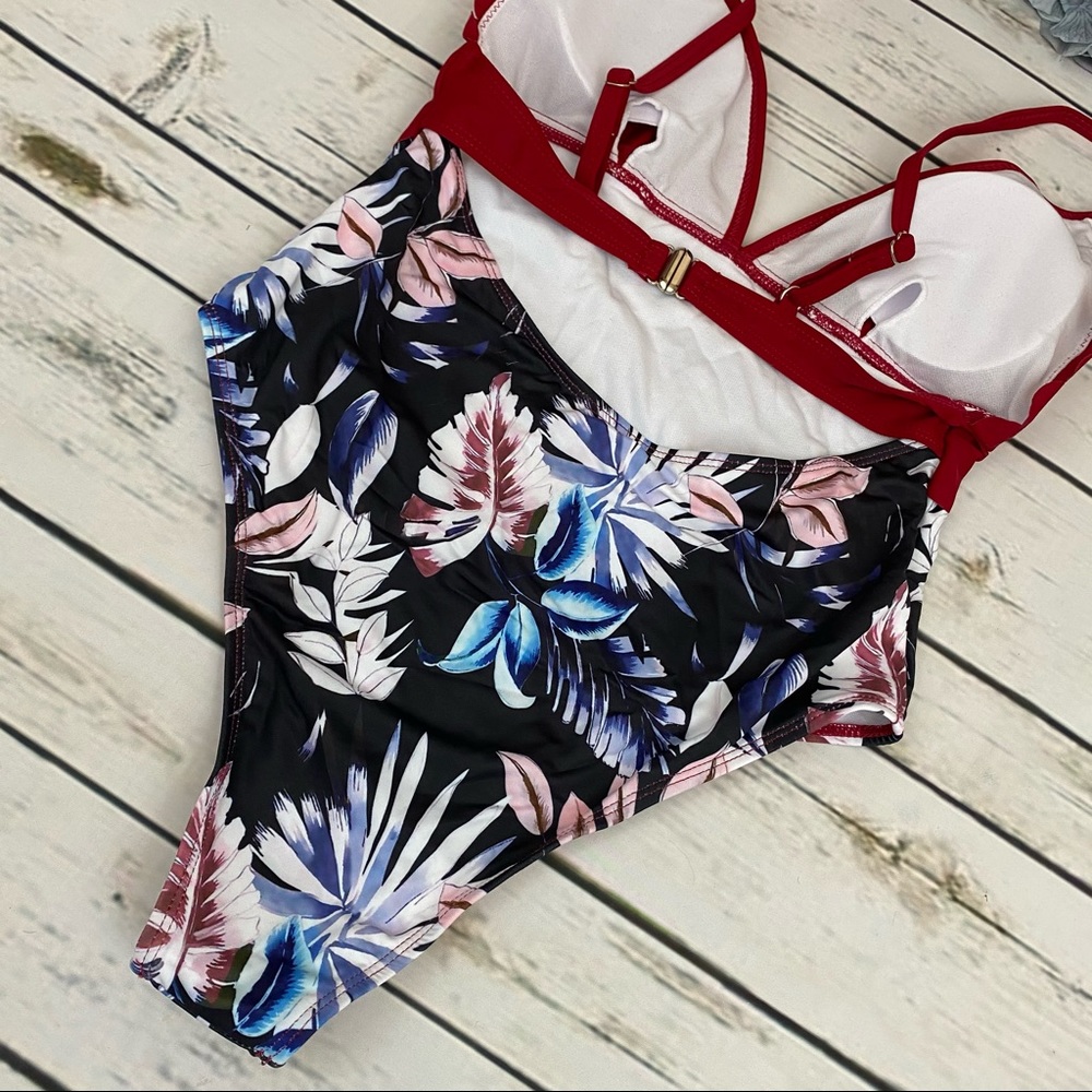 Sexy Ruffled Low Cut Red Tropical Push Up Swimsuit - Picture 13 of 16